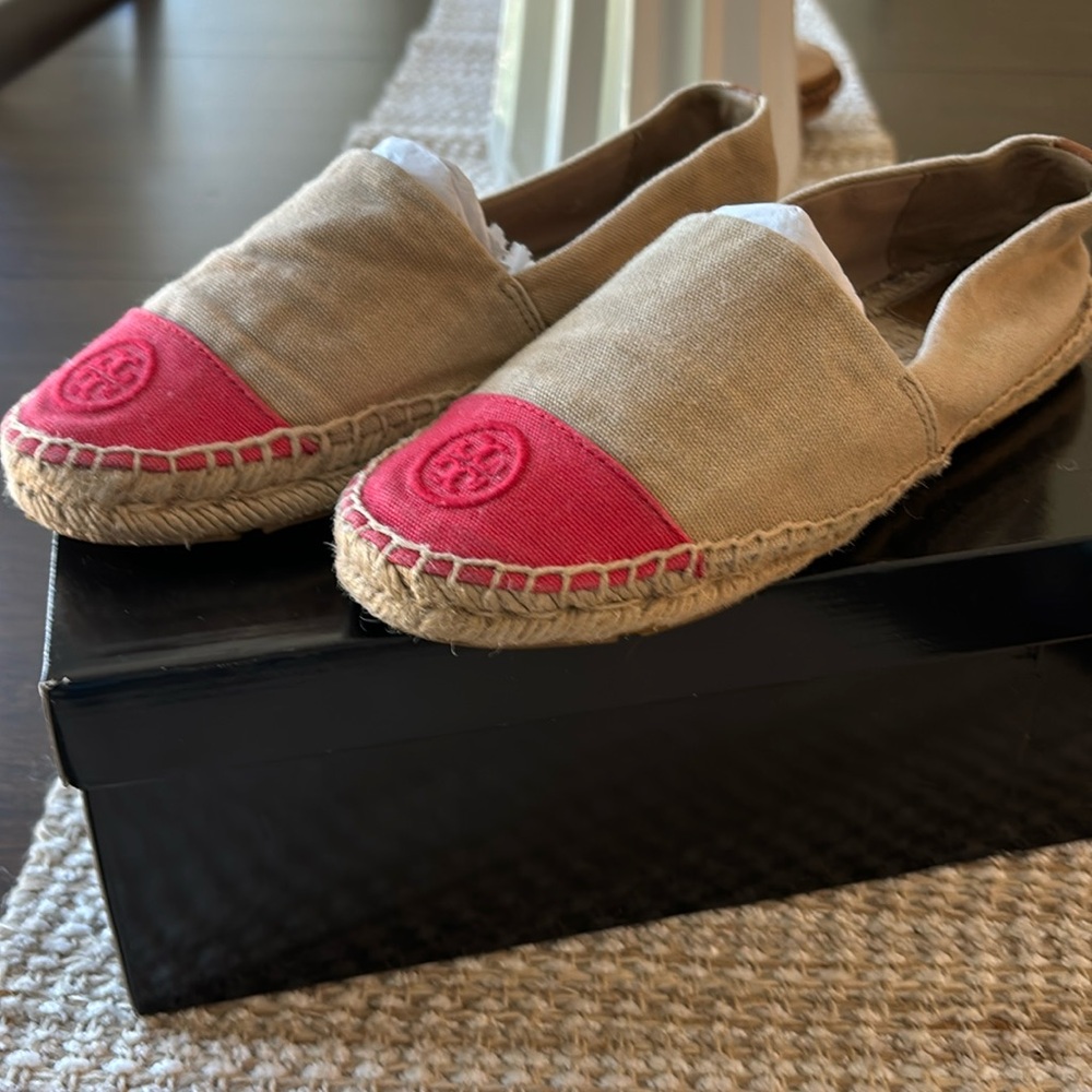 Tory Burch Flat